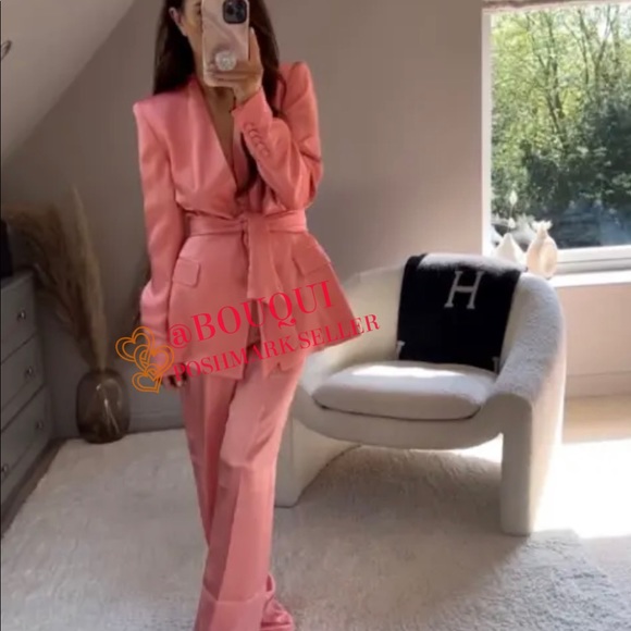 BLOGGERS FAV ZARA SATIN EFFECT BELTED BLAZER